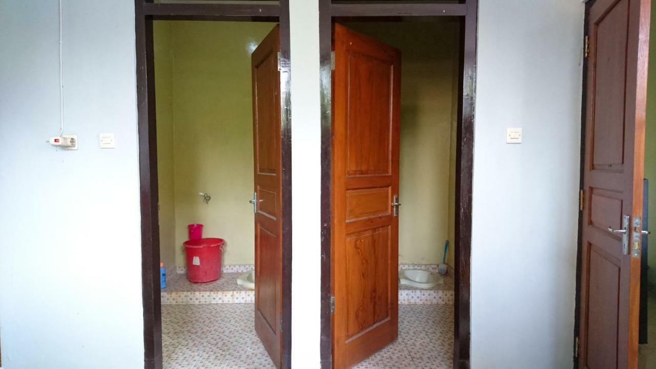 Srikaloka 12 Kostel - for Female and Couple Lejlighed Yogyakarta Eksteriør billede